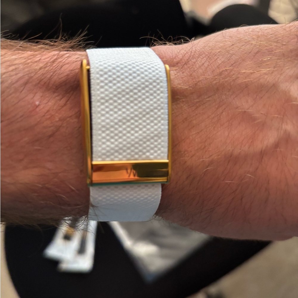 Whoop 5.0/MG White Superknit Luxe Band with Shiny Gold clasp - one/peak/life - Picture 2 of 4